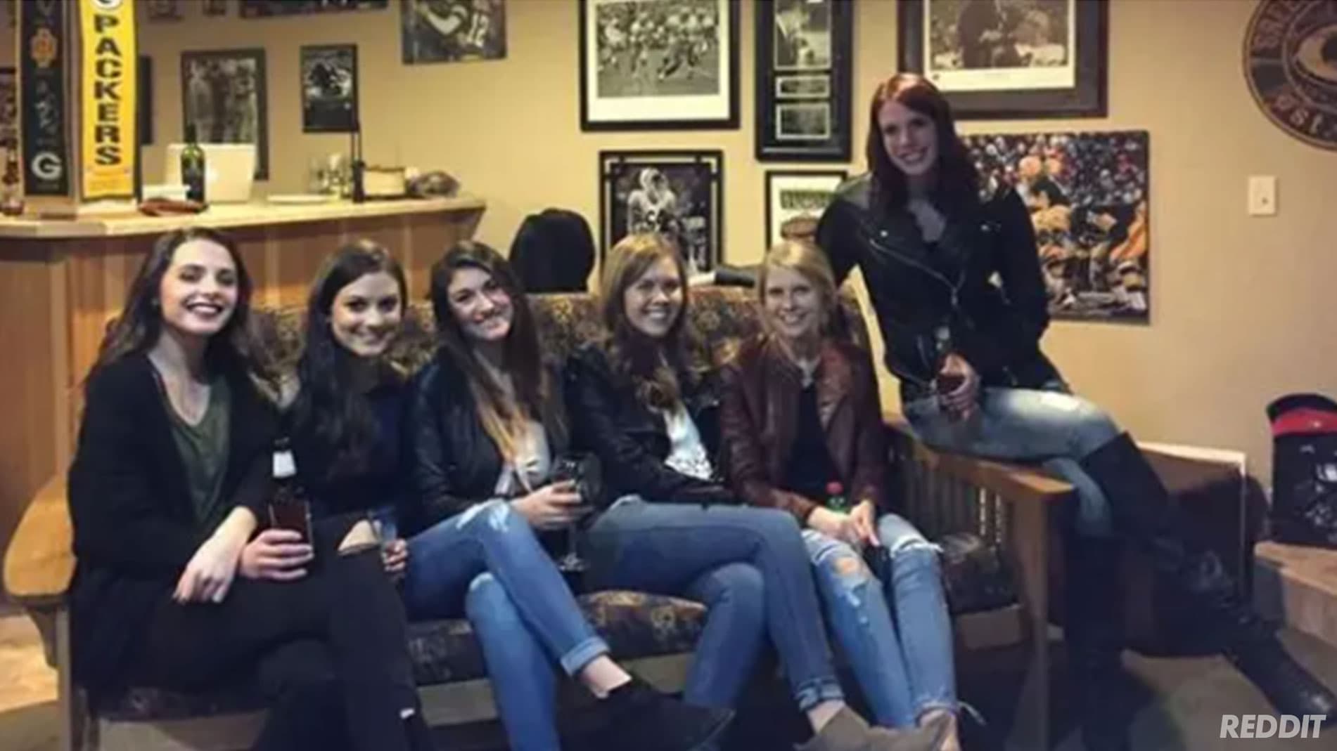 OpticalIllusionLegs2FEATUREDIMAGE