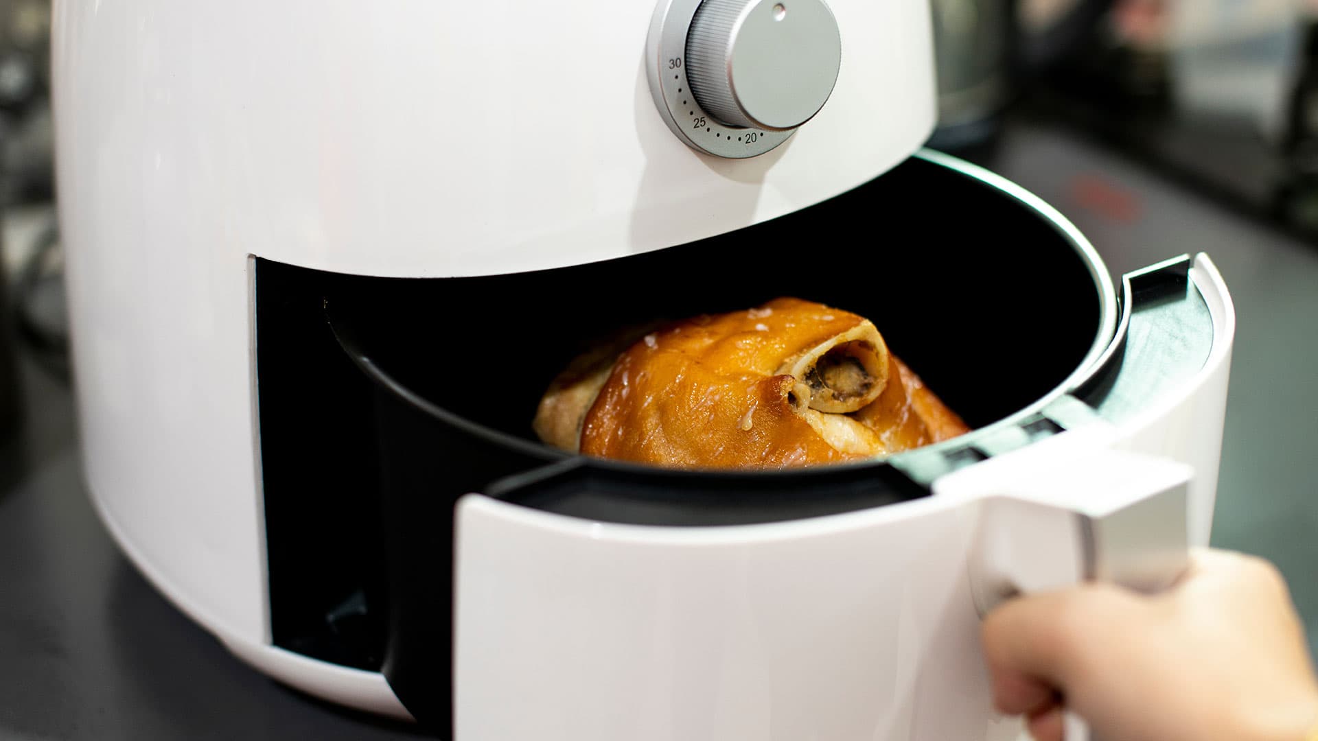 AIRFRYERFEATUREDIMAGE