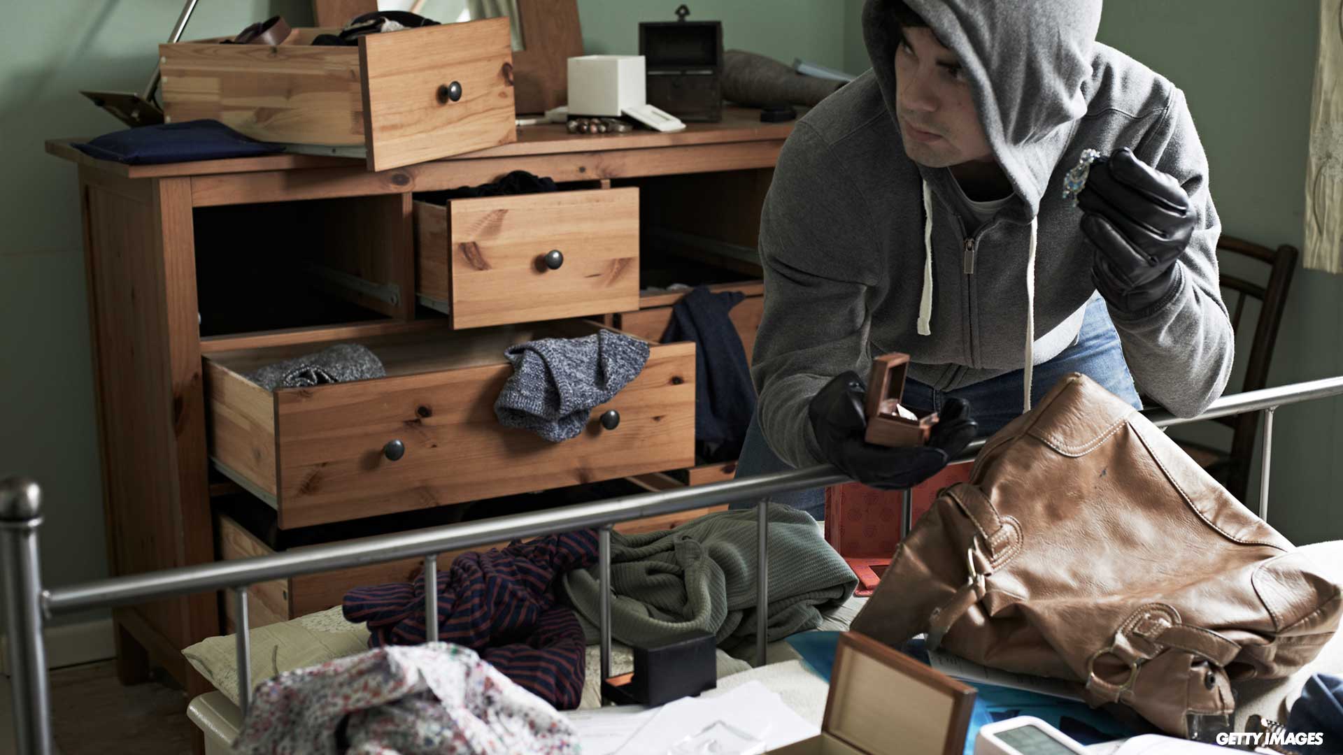 burglarFEATUREDIMAGE